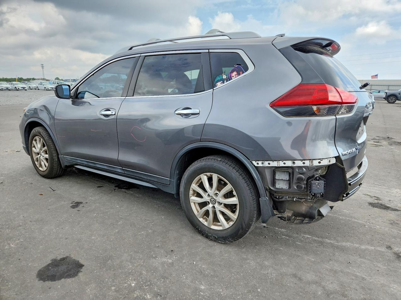2019 Nissan Rogue S - zdjęcie 2