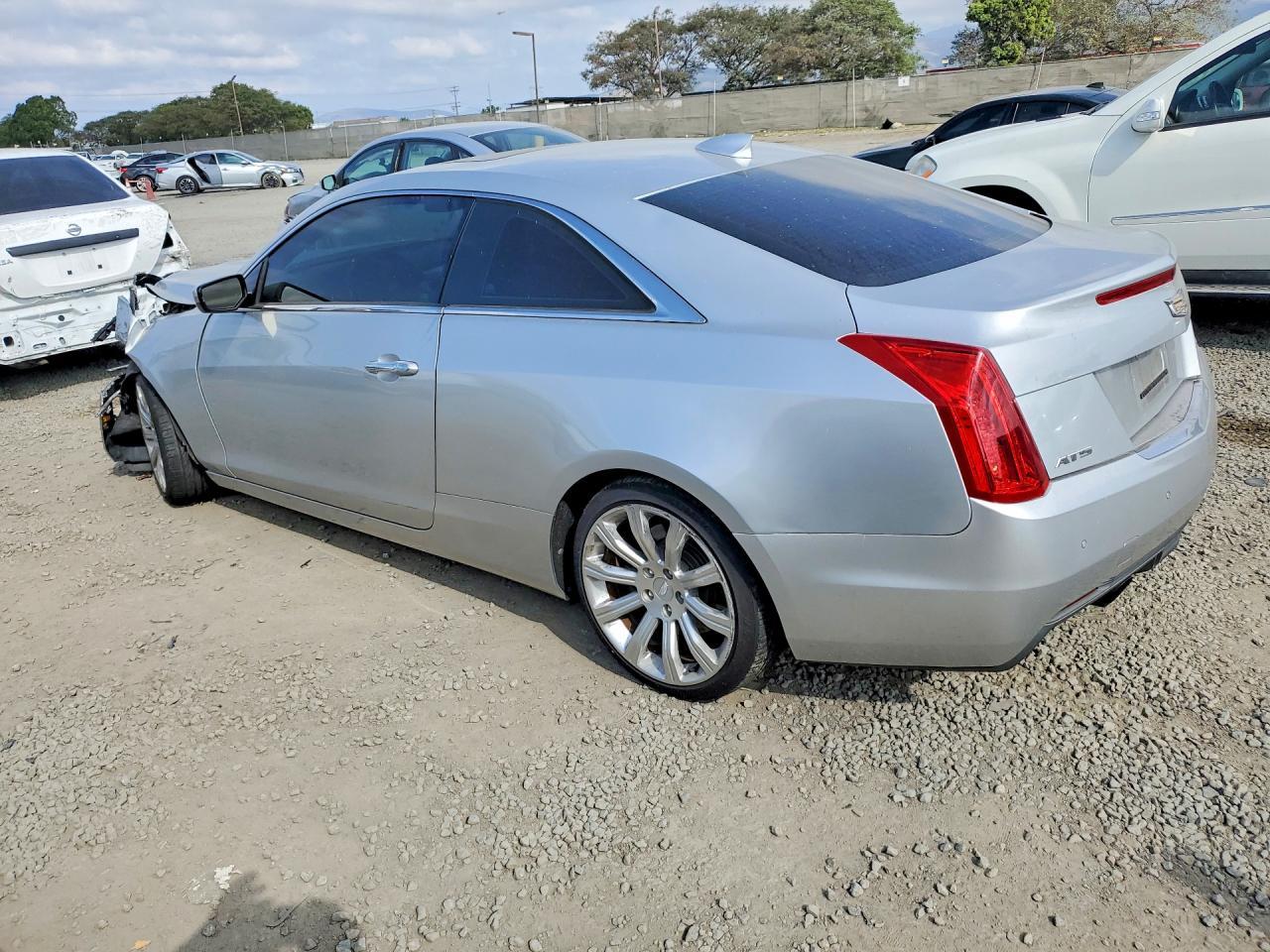 2015 Cadillac Ats Luxury - zdjęcie 2