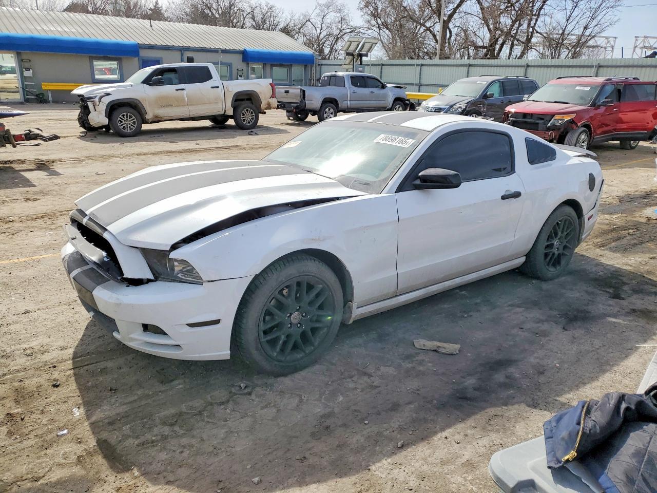 2014 Ford Mustang - zdjęcie główne