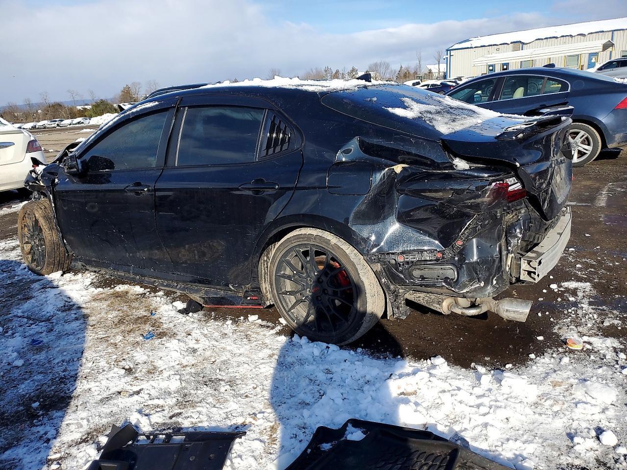 2020 Toyota Camry Trd - zdjęcie 2