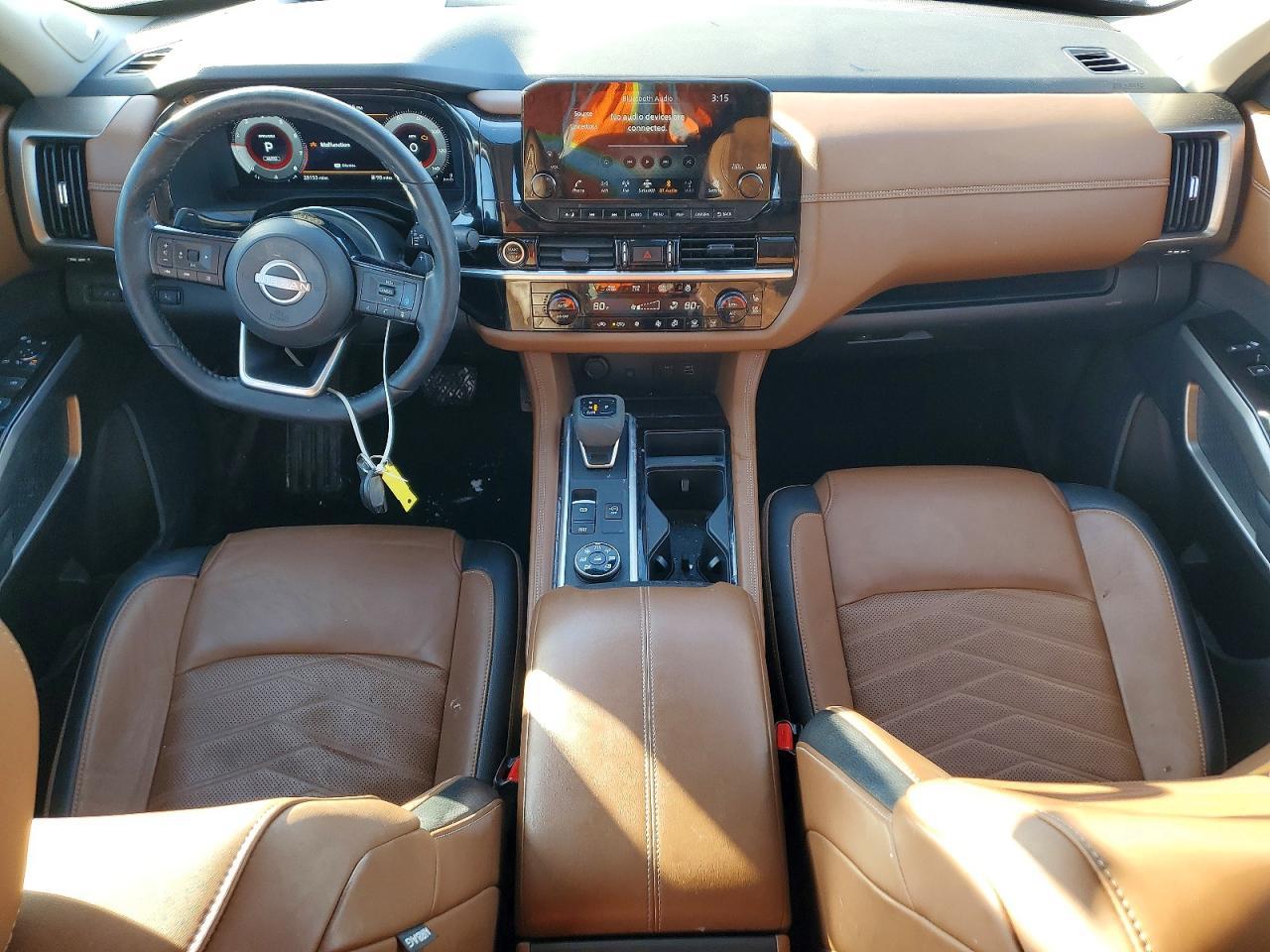 2024 Nissan Pathfinder Platinum - zdjęcie 8