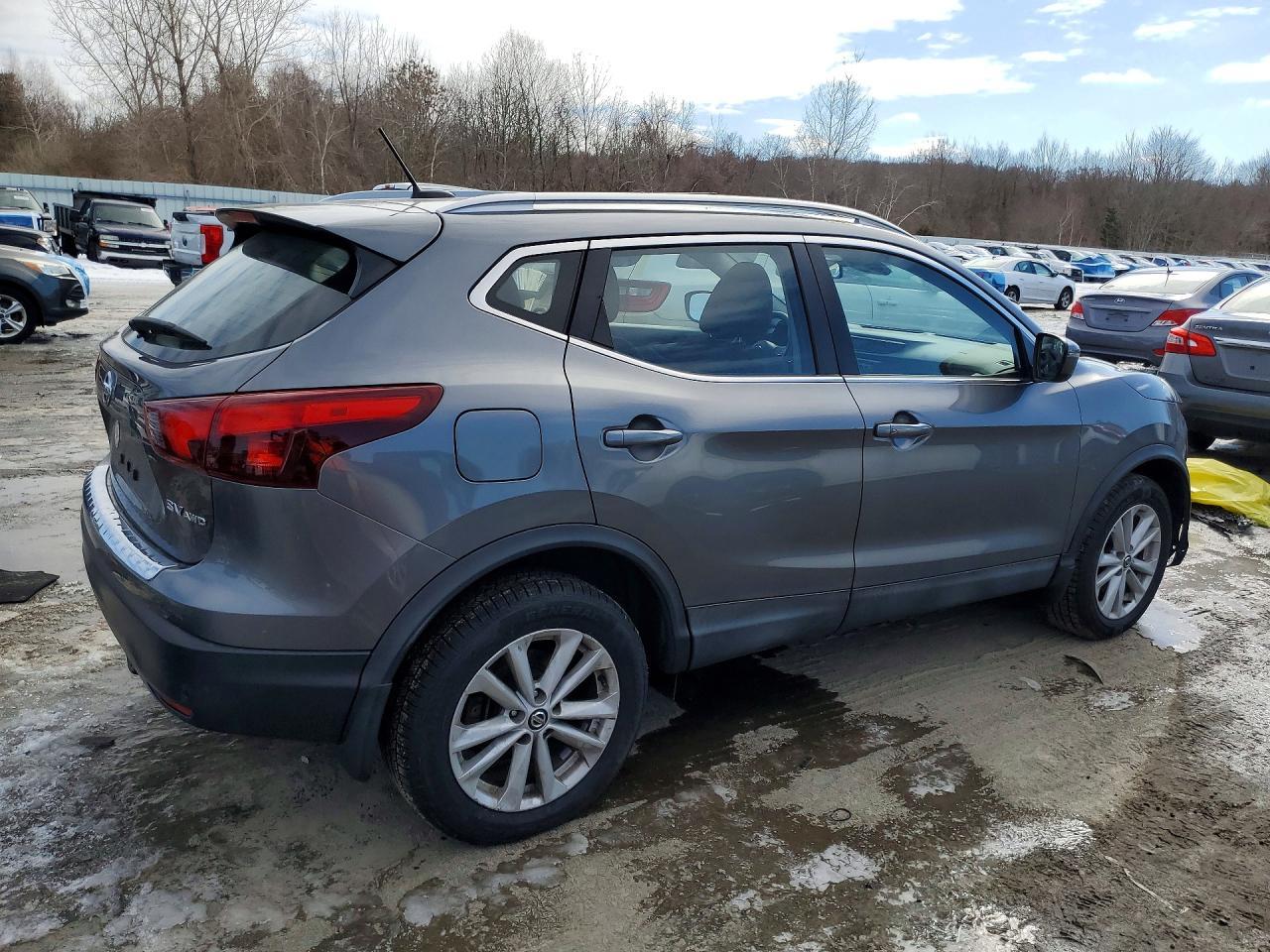2019 Nissan Rogue Sport Sv - zdjęcie 3