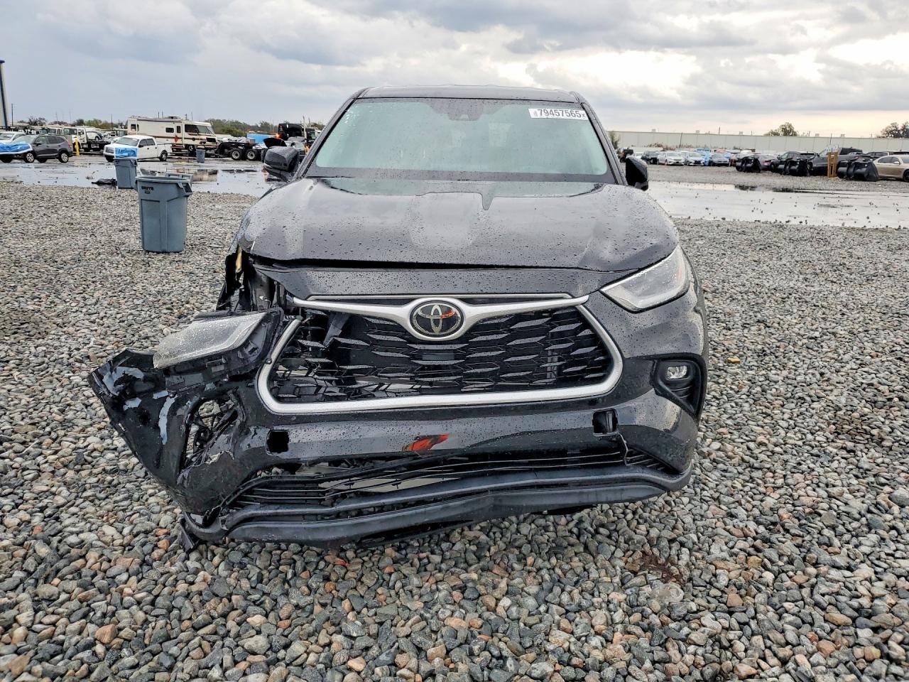 2021 Toyota Highlander Le - zdjęcie 5