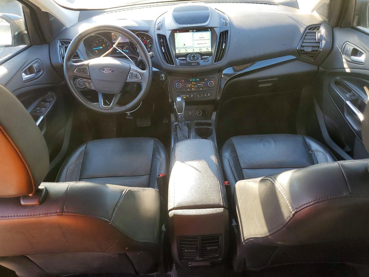2019 Ford Escape Titanium - zdjęcie 8