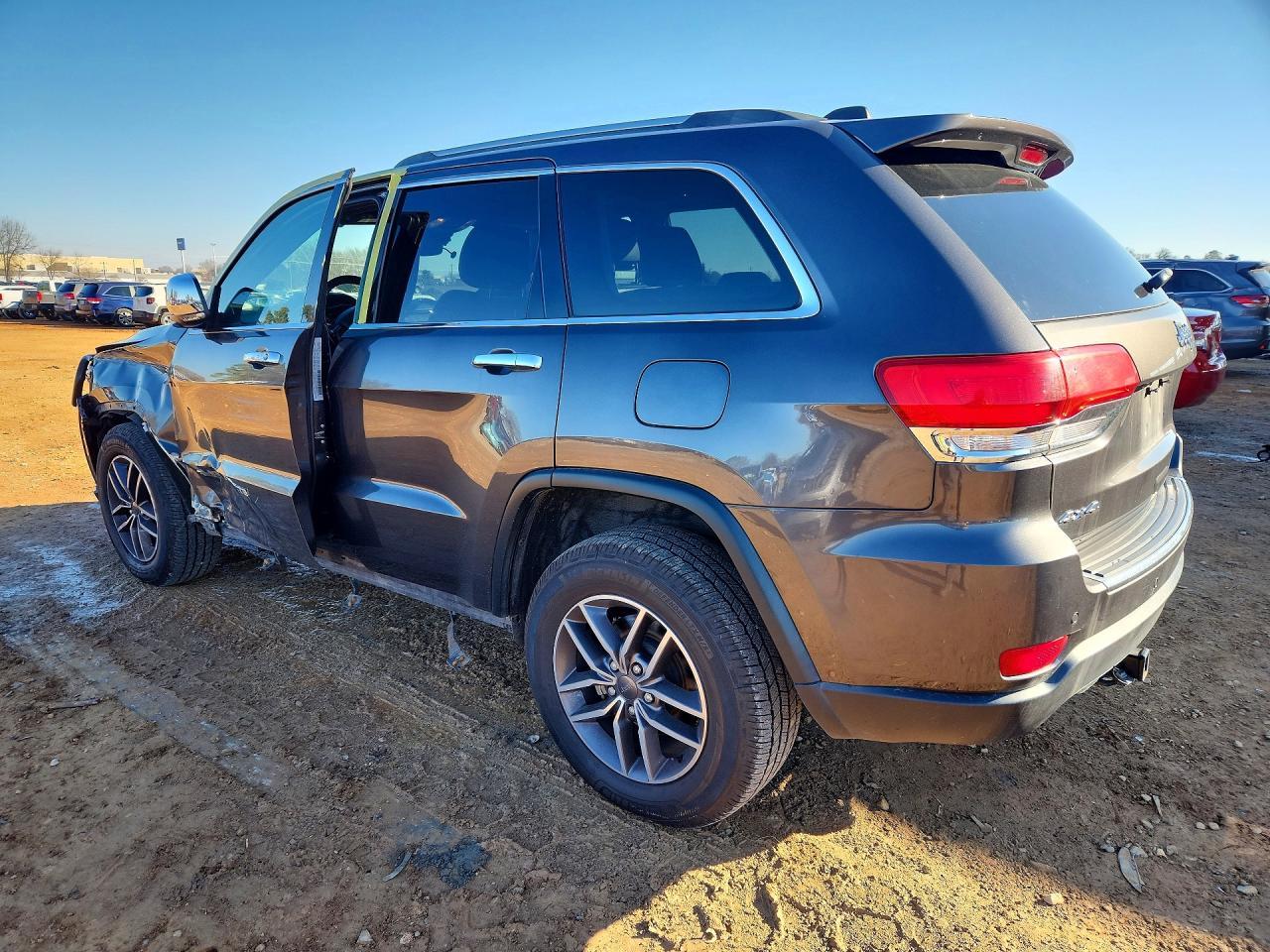 2019 Jeep Grand Cherokee - zdjęcie 2