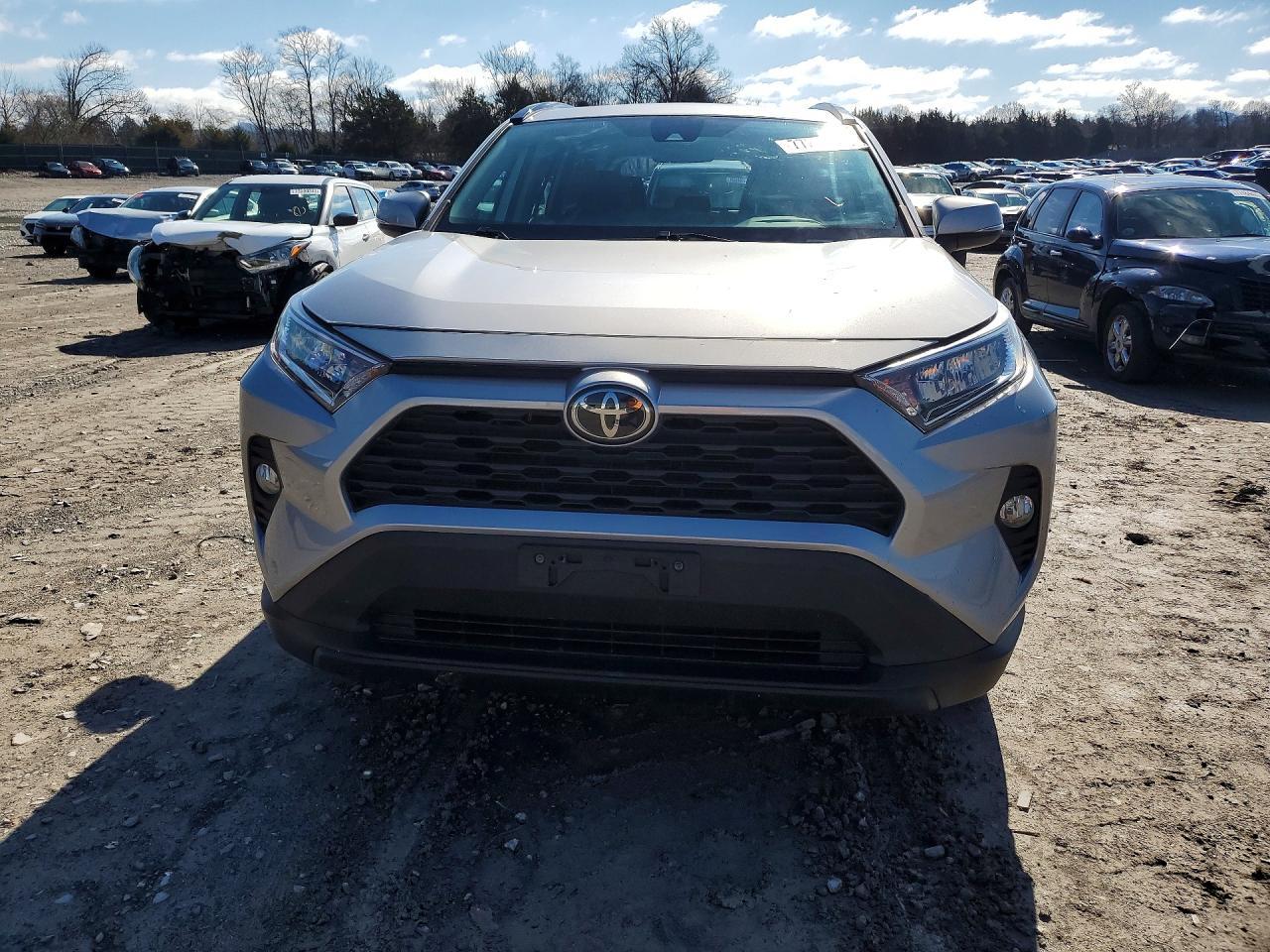 2019 Toyota Rav4 Xle - zdjęcie 5