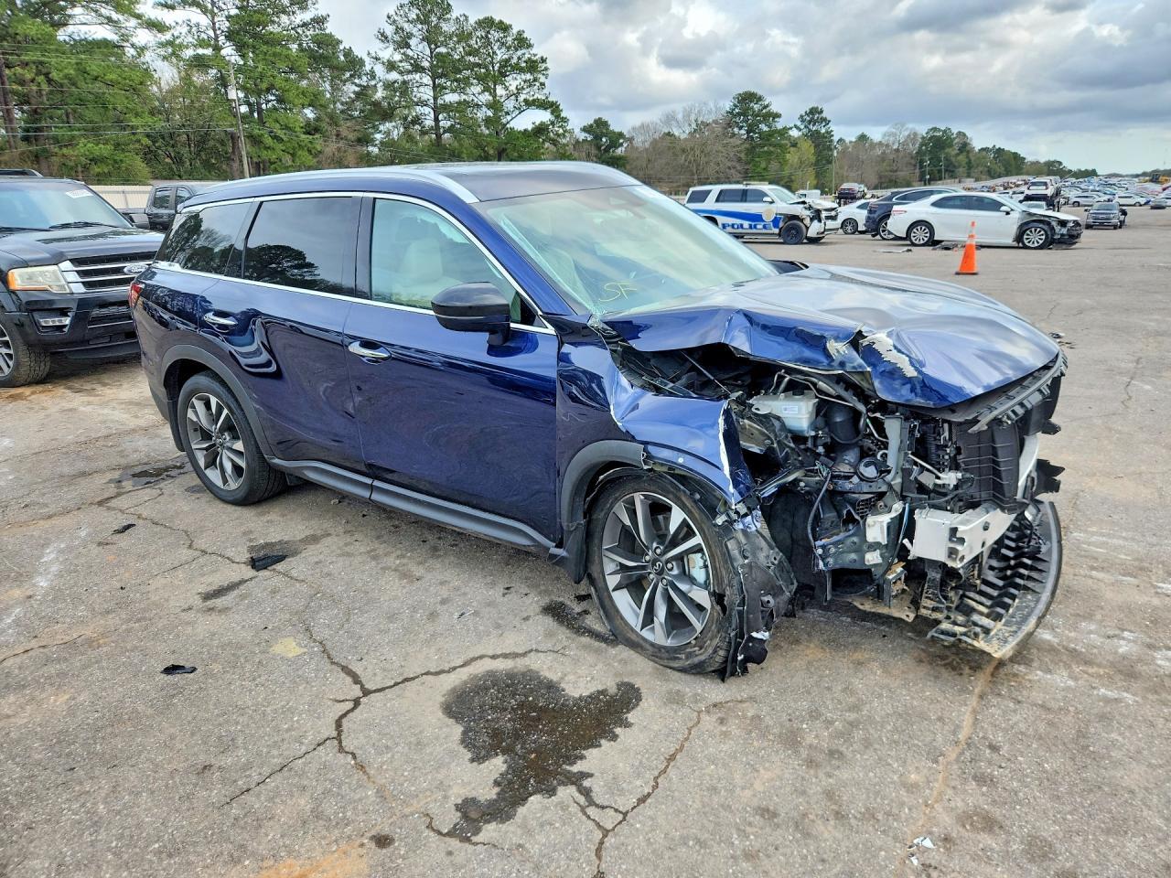2025 Infiniti Qx60 Luxe - zdjęcie 4