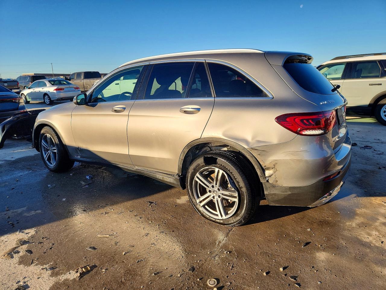 2020 Mercedes-Benz Glc 300 - zdjęcie 2