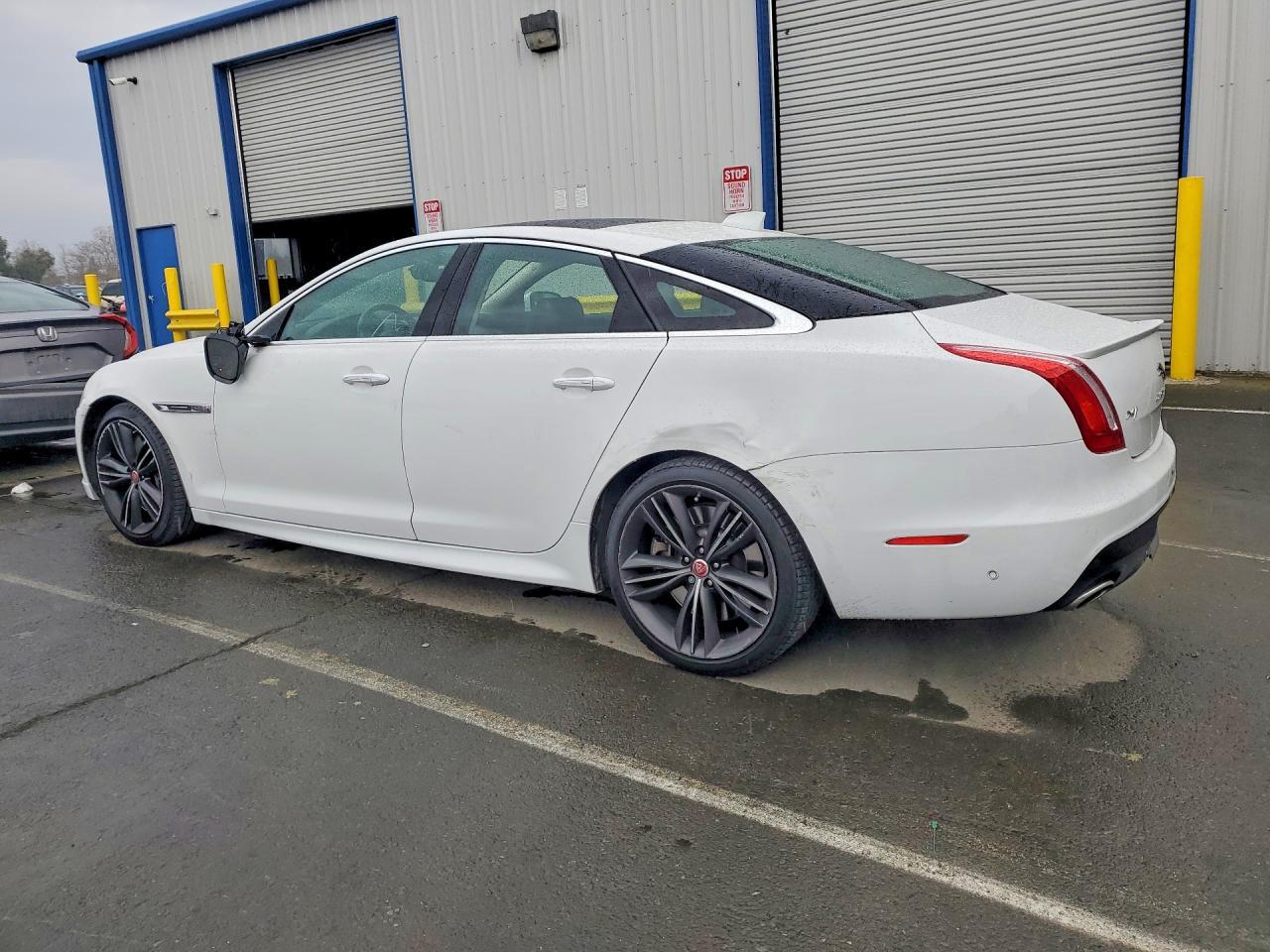 2019 Jaguar Xj Supercharged - zdjęcie 2