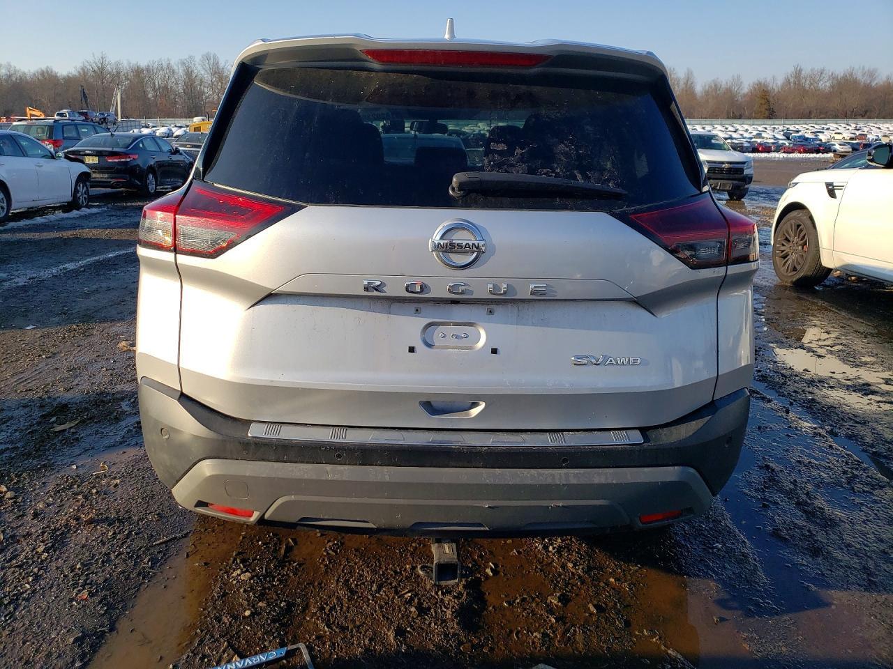 2021 Nissan Rogue Sv - zdjęcie 6