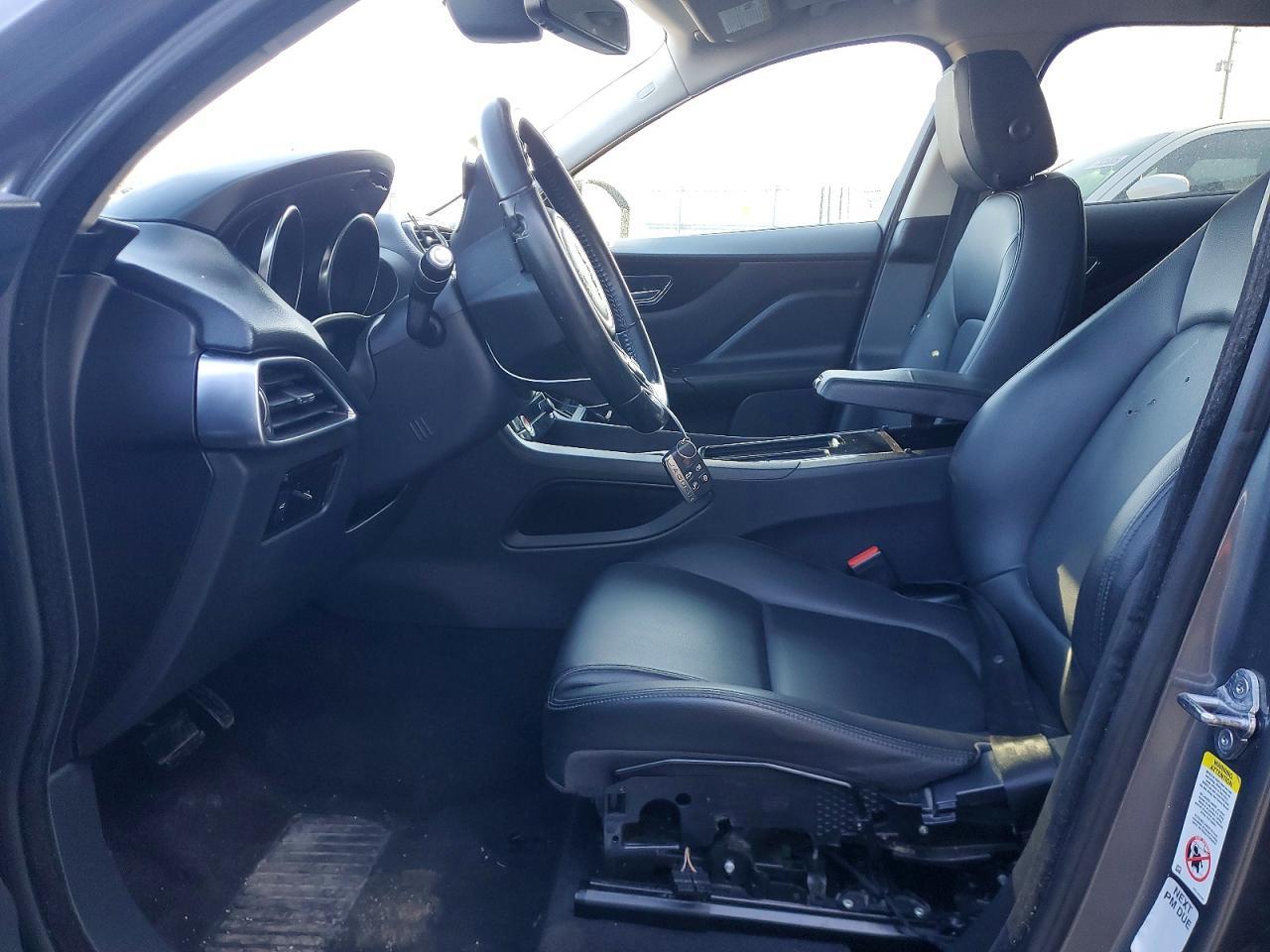 2018 Jaguar F-Pace Premium - zdjęcie 7