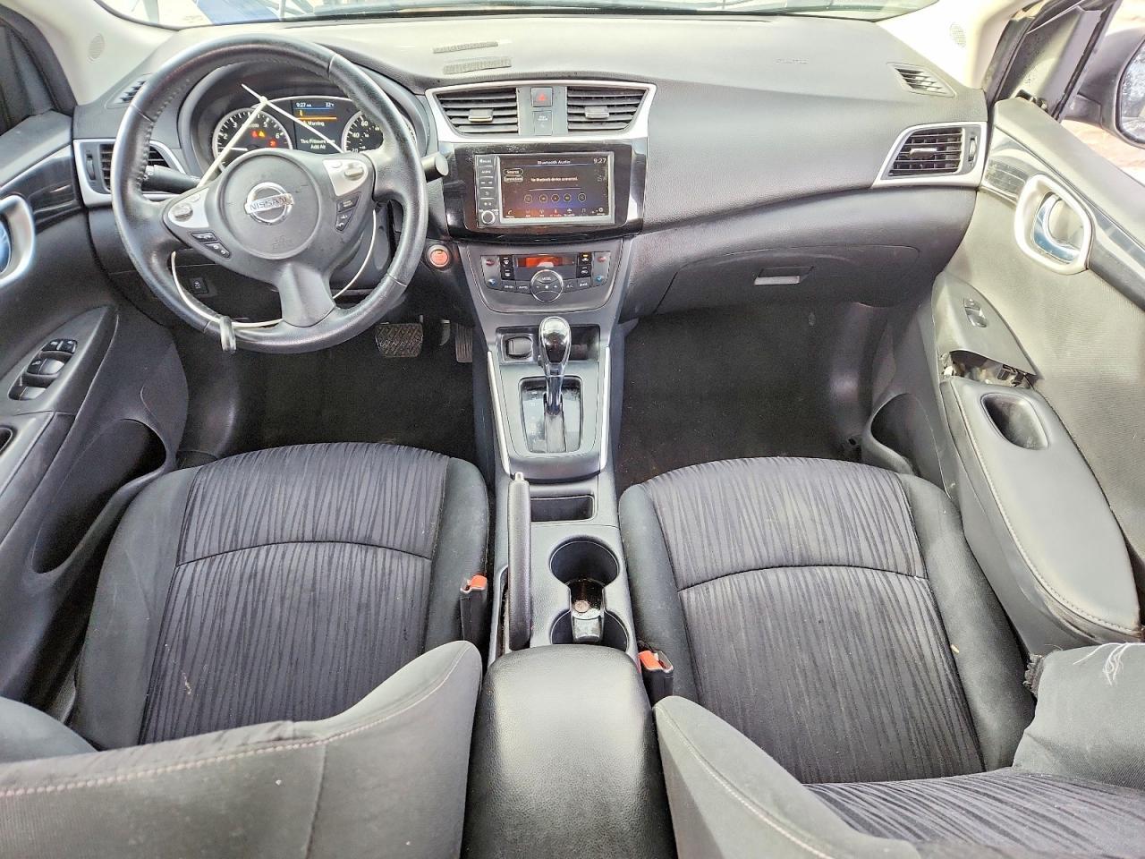 2019 Nissan Sentra Sv - zdjęcie 8