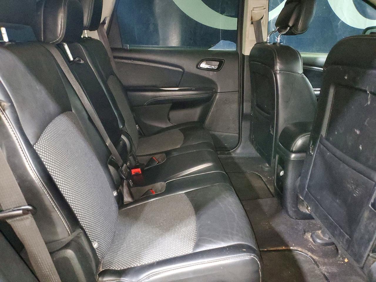 2019 Dodge Journey Crossroad - zdjęcie 11