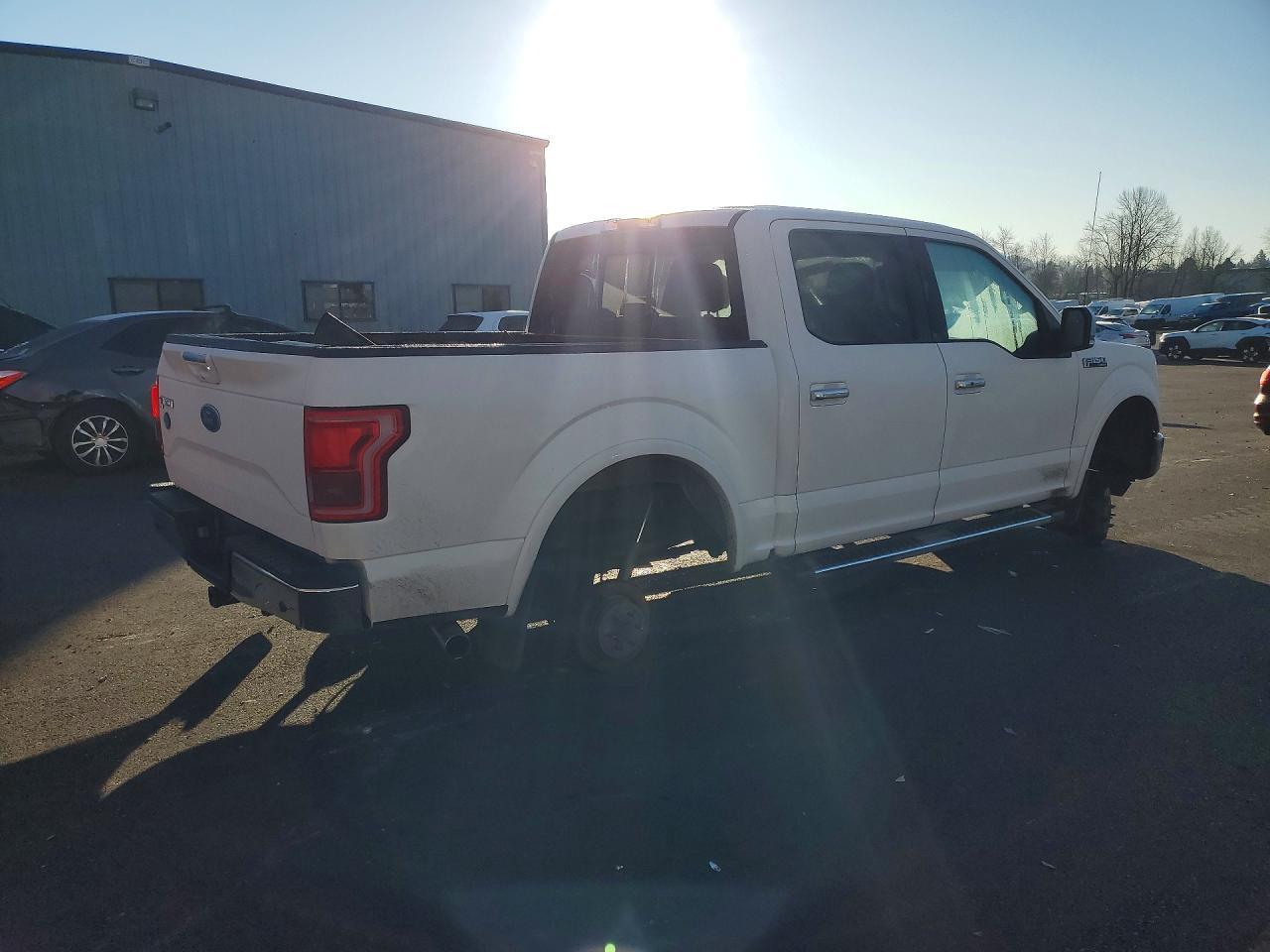 2015 Ford F150 Supercrew - zdjęcie 3