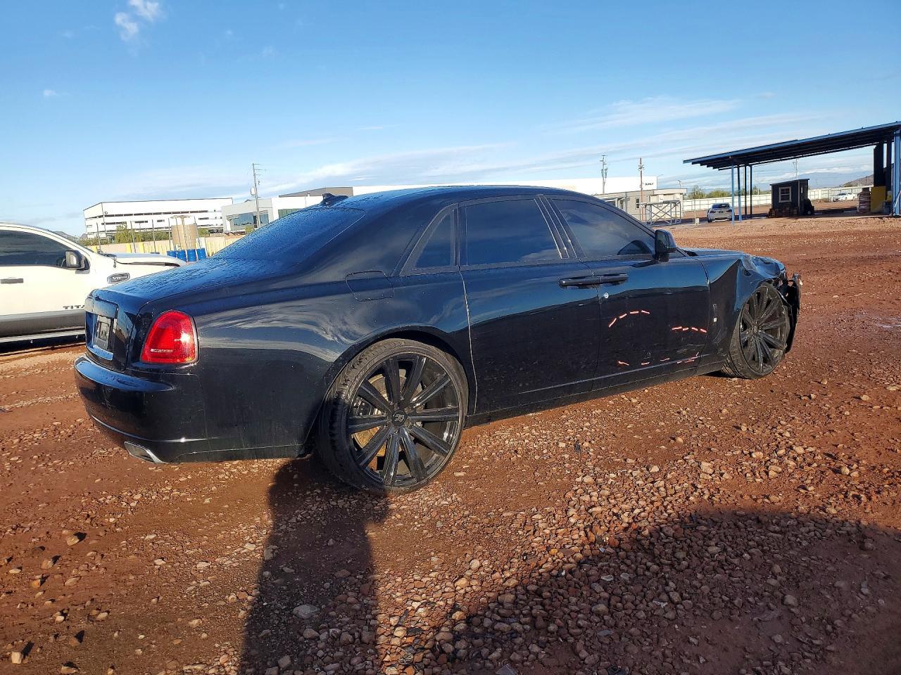 2016 Rolls-Royce Ghost - zdjęcie 3