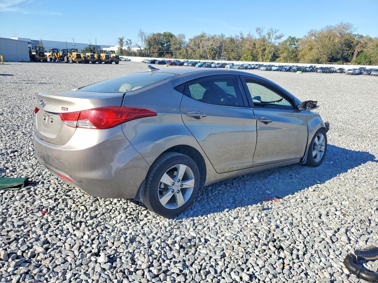 2013 Hyundai Elantra Gls - zdjęcie 3