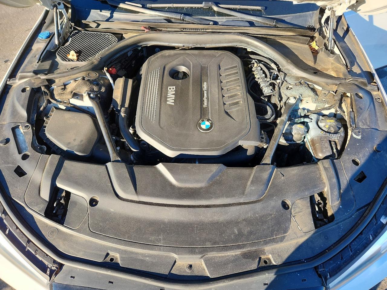 2016 BMW 740 I - zdjęcie 11