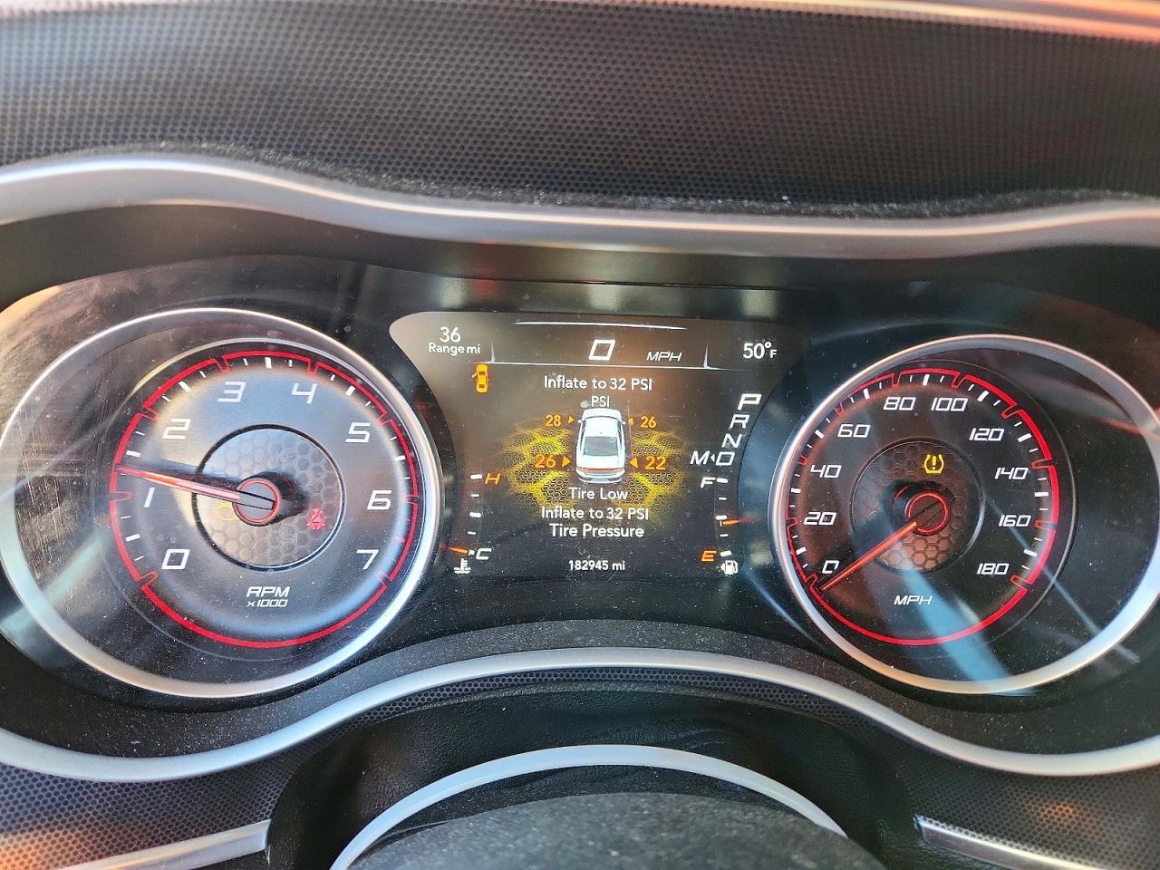 2017 Dodge Charger R/T 392 - zdjęcie 9