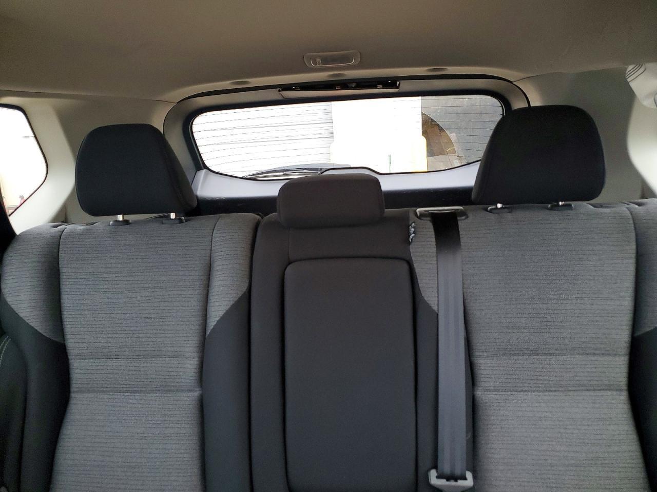 2022 Nissan Rogue Sv - zdjęcie 10