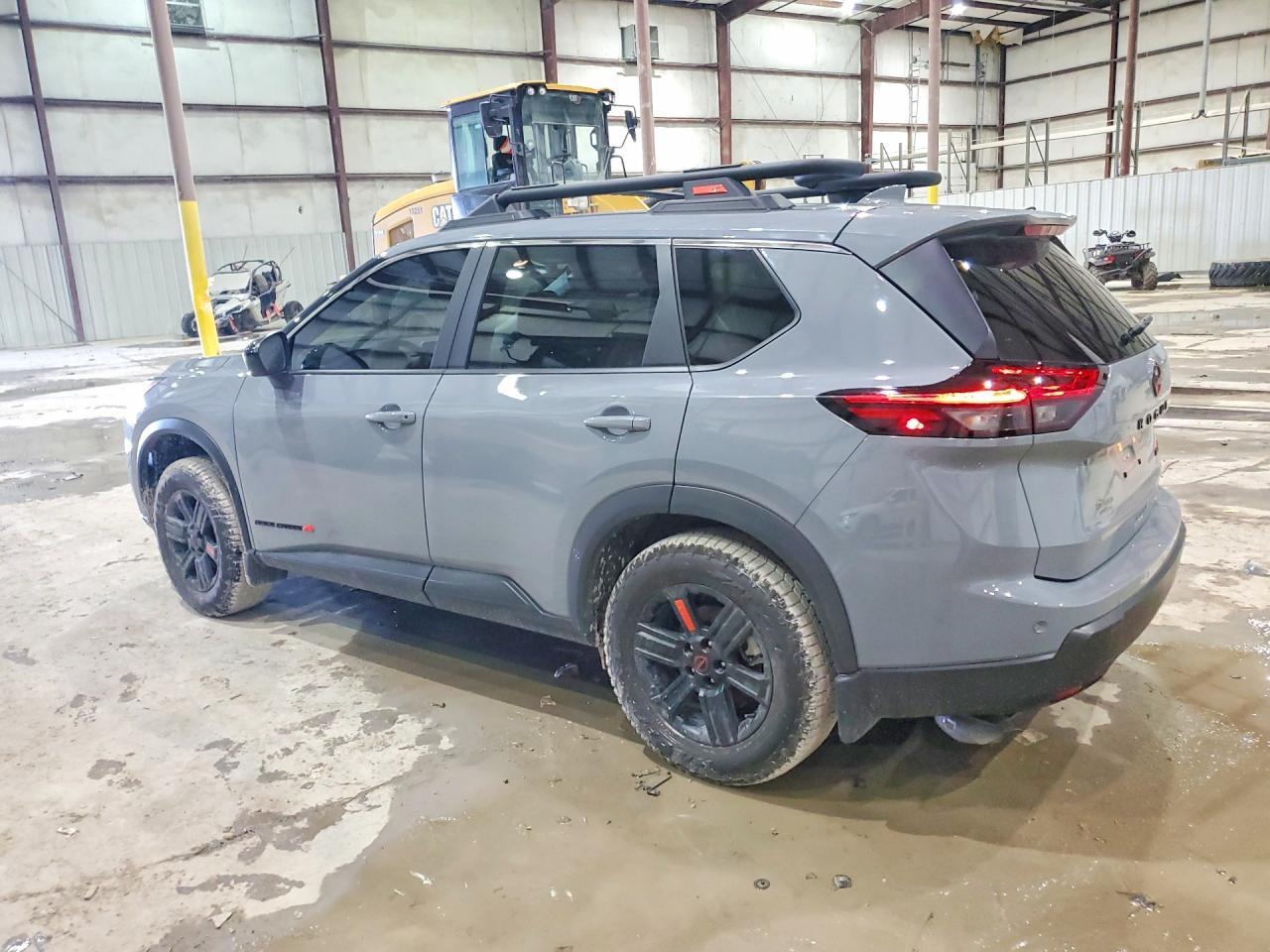 2025 Nissan Rogue Sv - zdjęcie 2