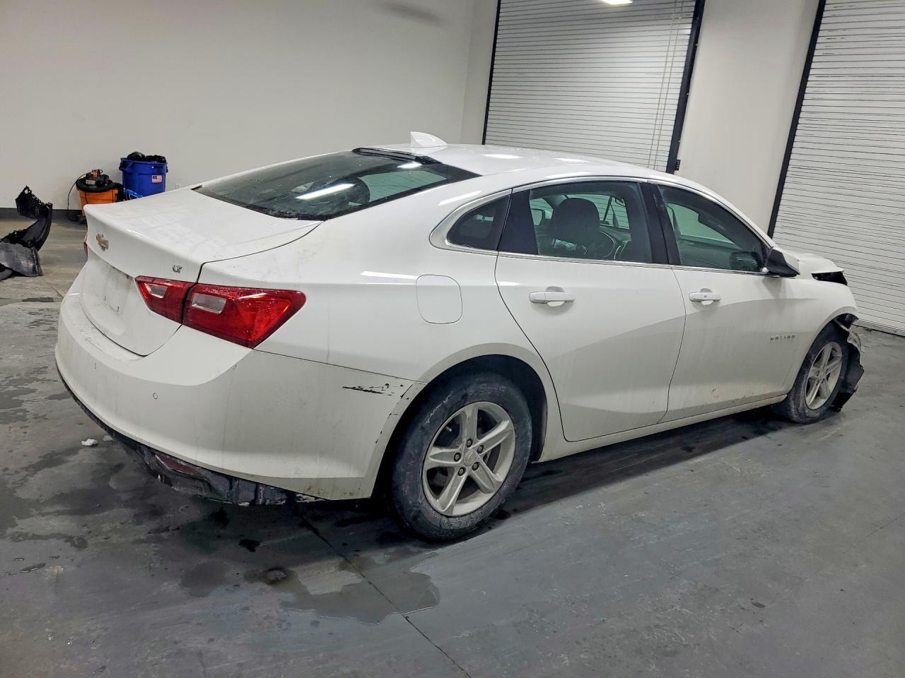 2024 Chevrolet Malibu Lt - zdjęcie 3