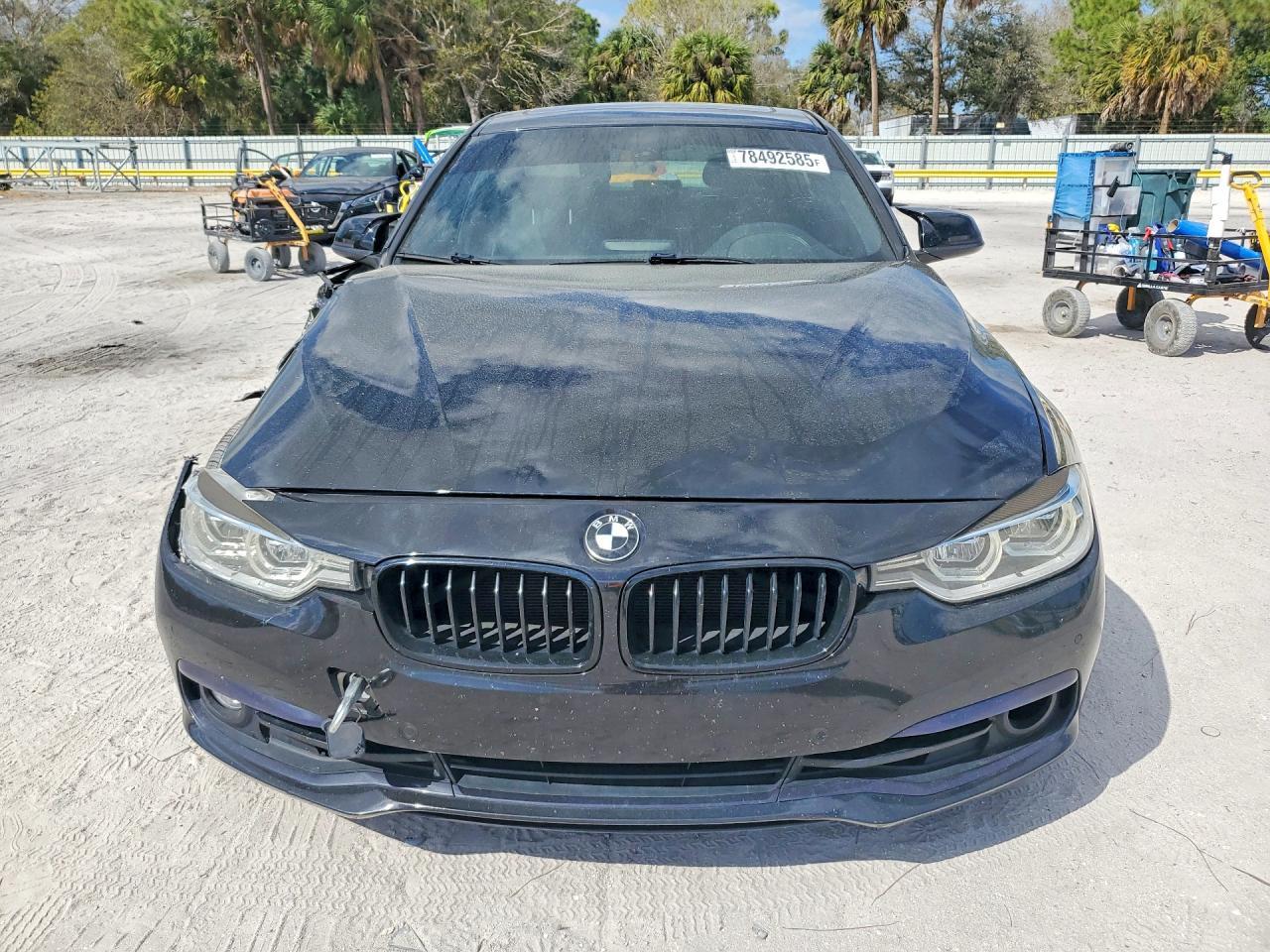 2017 BMW 330 I - zdjęcie 5