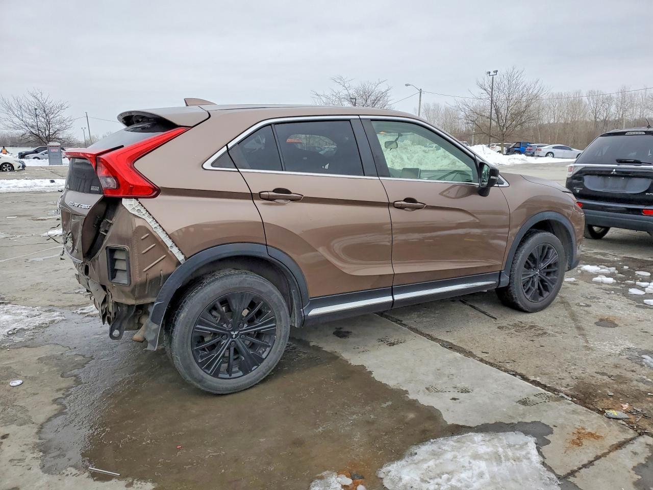 2019 Mitsubishi Eclipse Cross Le - zdjęcie 3