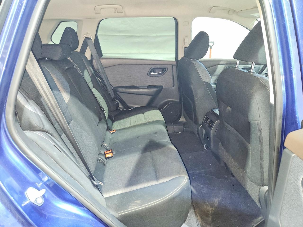 2021 Nissan Rogue Sv - zdjęcie 11