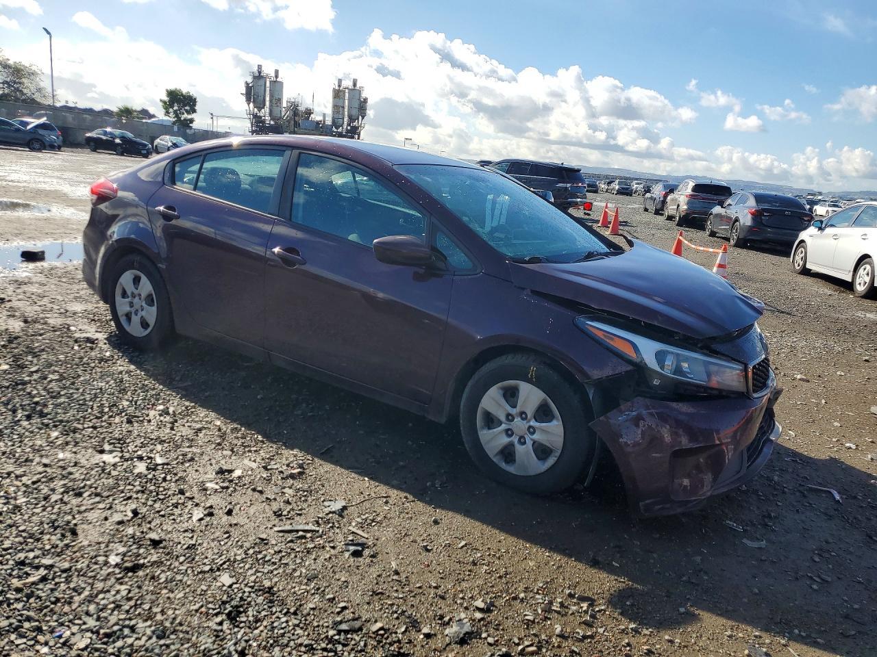 2017 Kia Forte Lx - zdjęcie 4