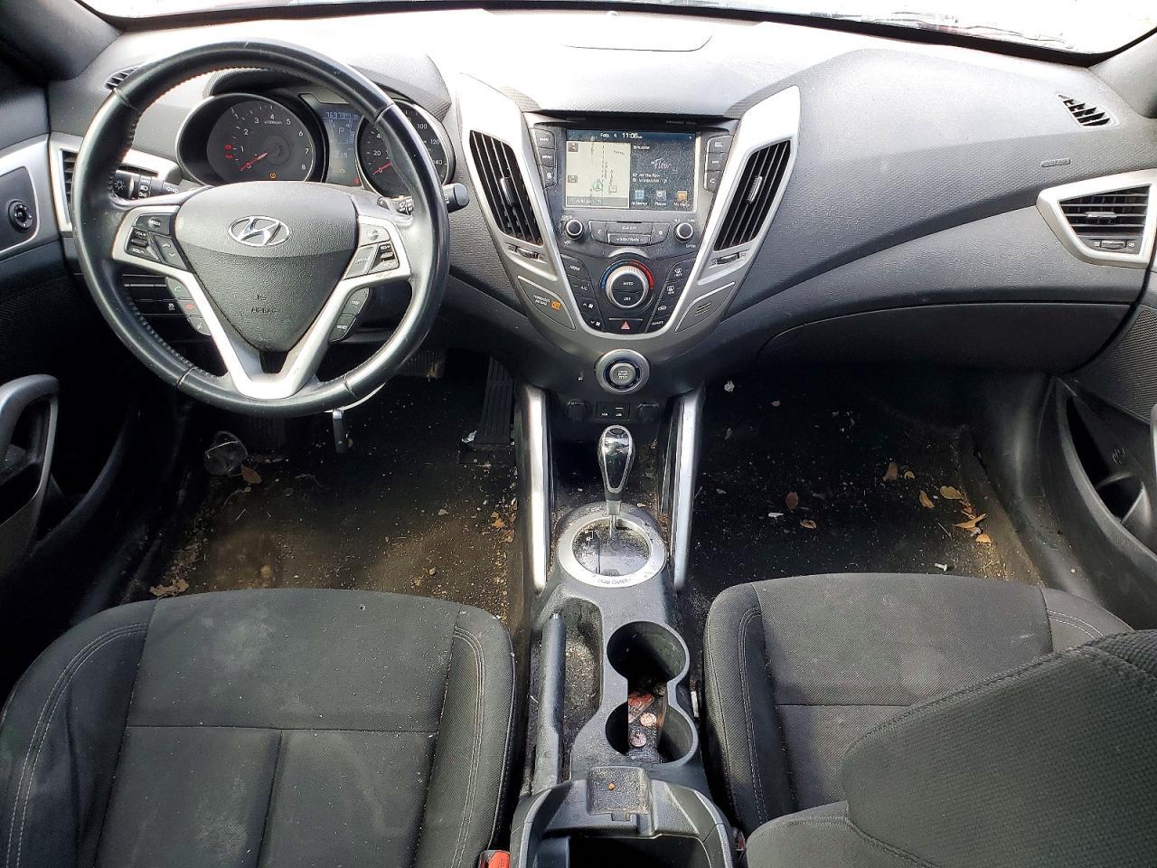 2017 Hyundai Veloster - zdjęcie 8