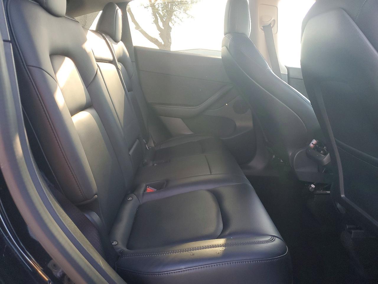 2021 Tesla Model Y - zdjęcie 11