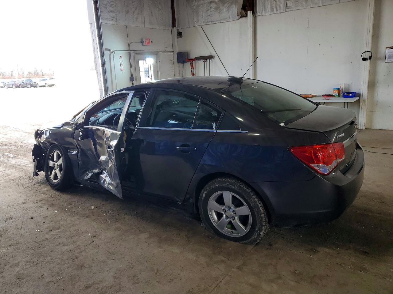 2016 Chevrolet Cruze Limited Lt - zdjęcie 2