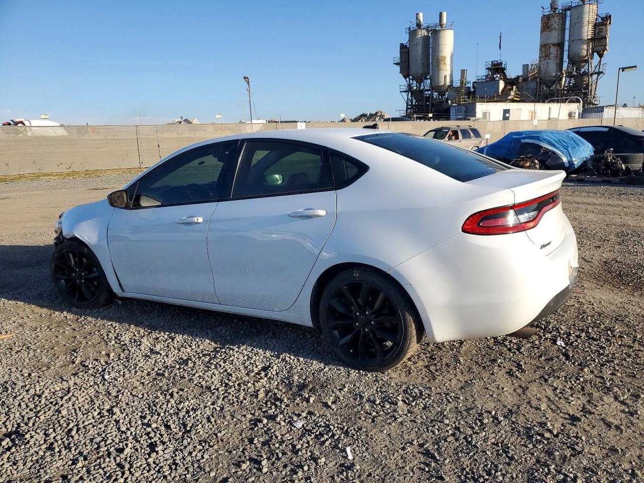 2016 Dodge Dart Sxt Sport - zdjęcie 2