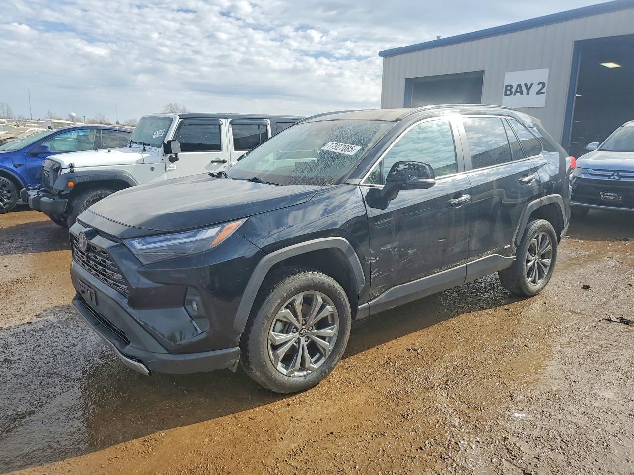 2022 Toyota Rav4 Limited - zdjęcie główne