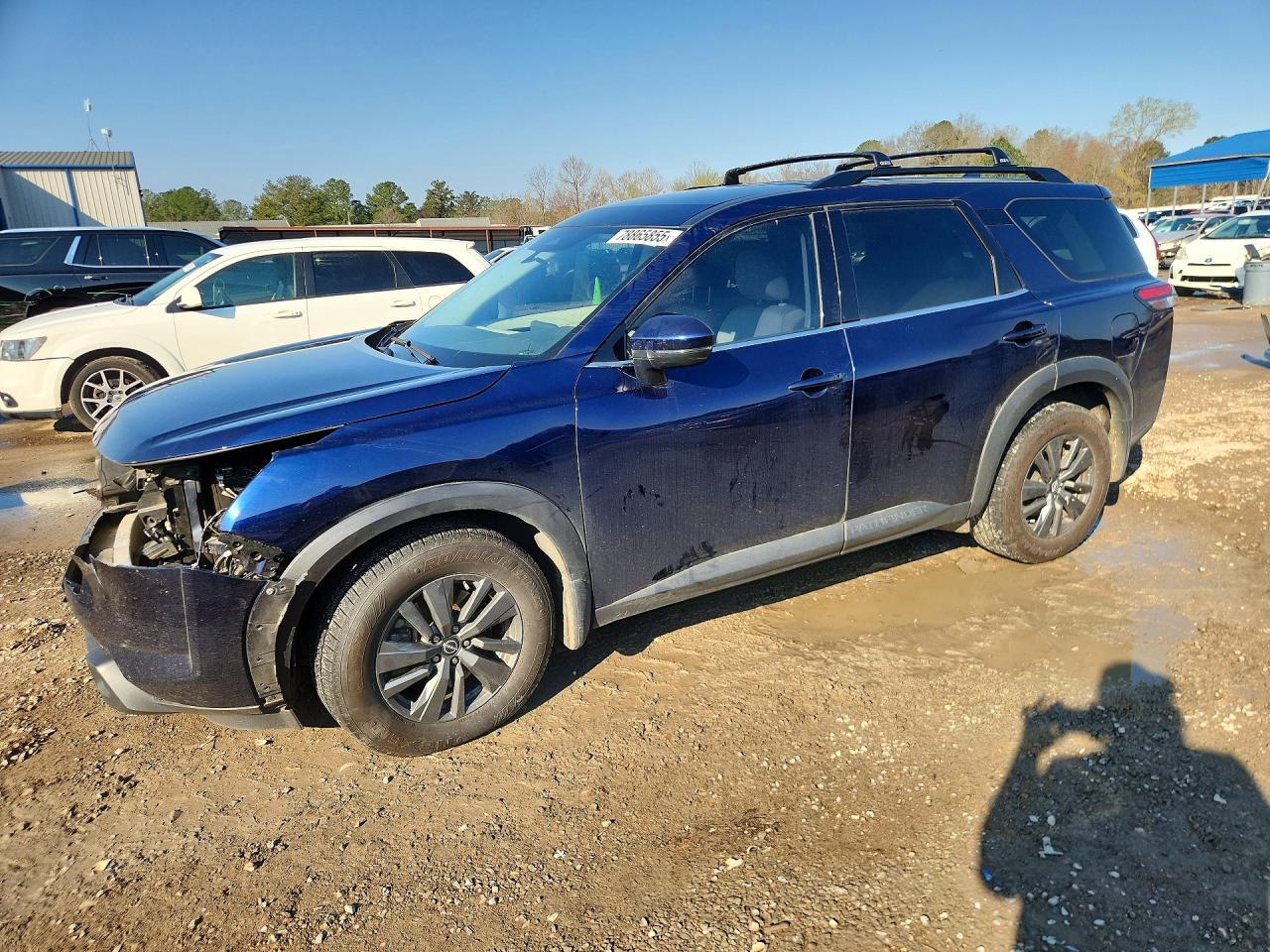 2022 Nissan Pathfinder Sv - zdjęcie główne