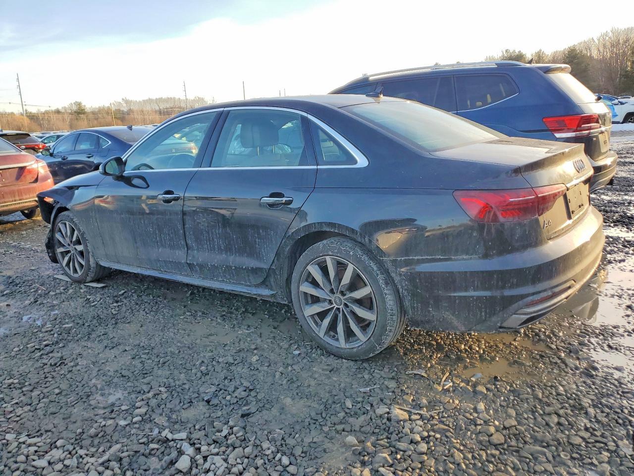 2022 Audi A4 Premium 40 - zdjęcie 2