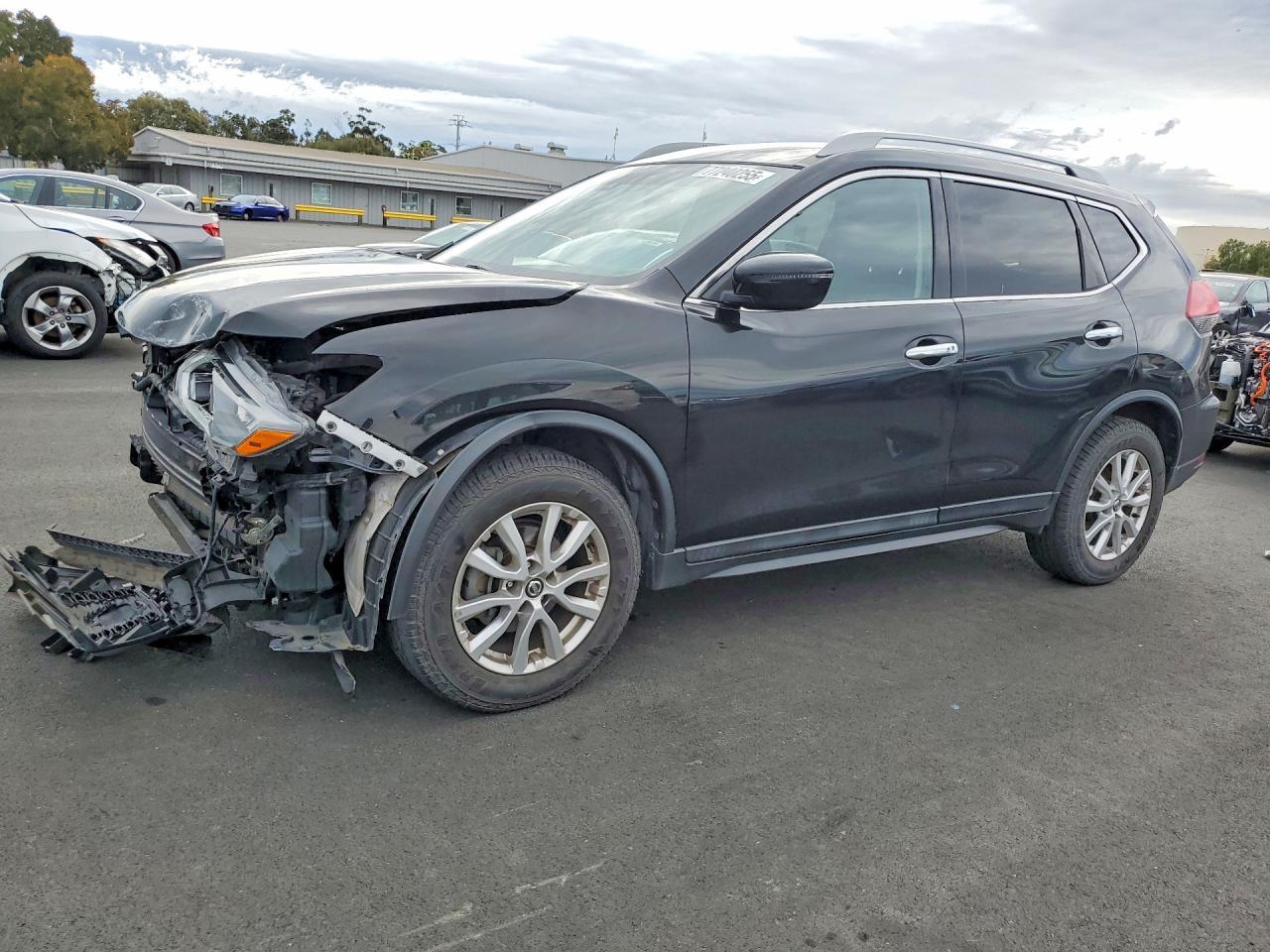 2019 Nissan Rogue Sv - zdjęcie główne