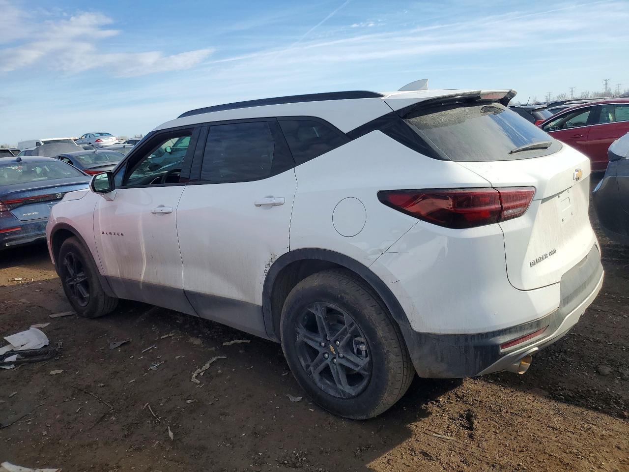 2024 Chevrolet Blazer 2Lt - zdjęcie 2