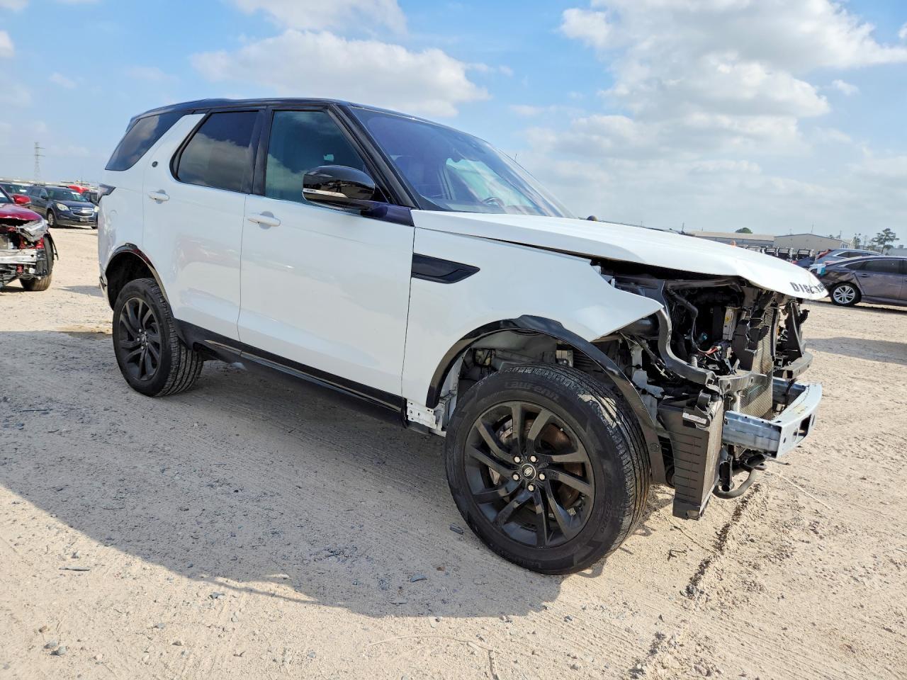 2020 Land Rover Discovery Landmark - zdjęcie 4