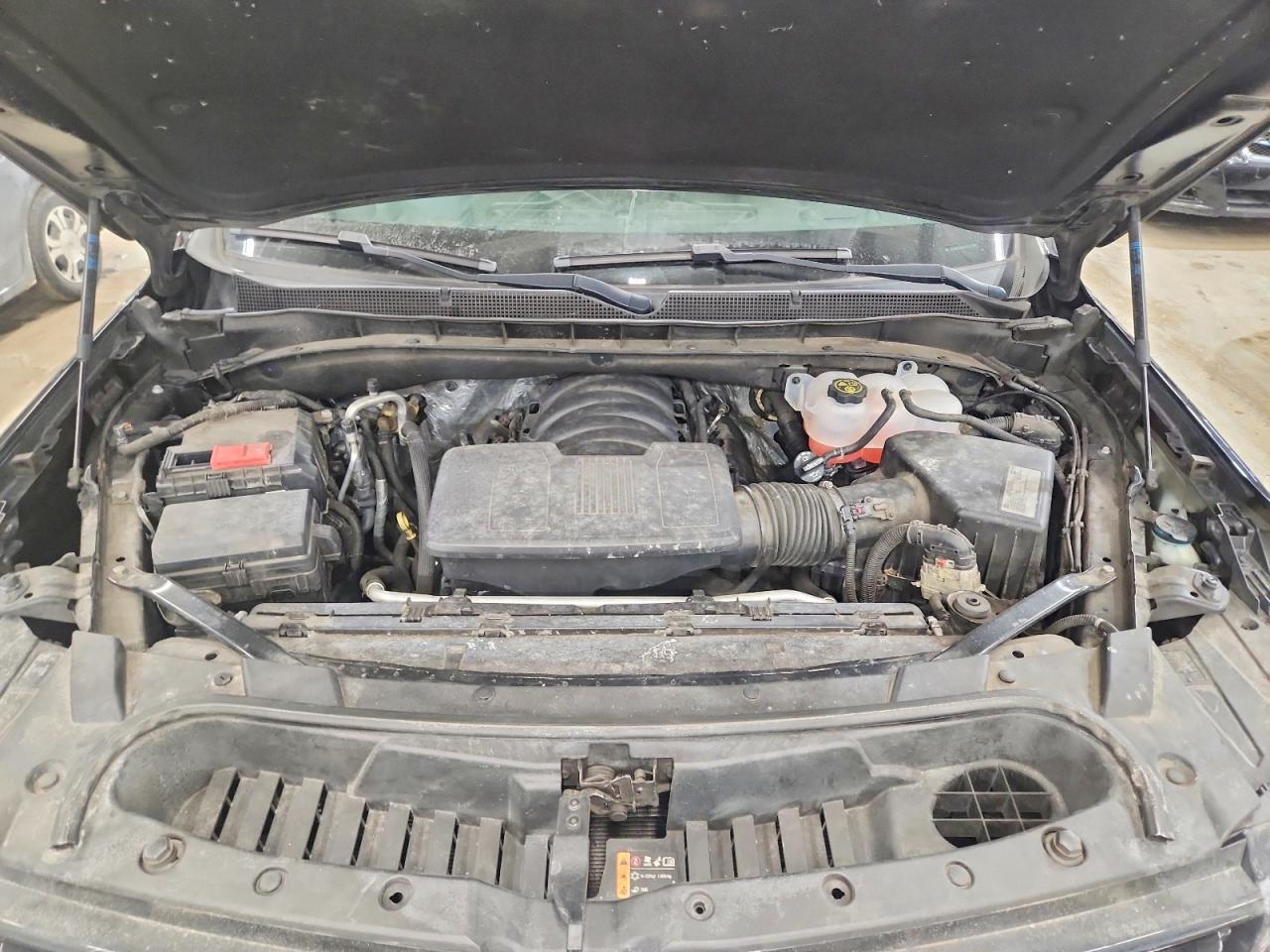 2021 Chevrolet Suburban K1500 Lt - zdjęcie 12