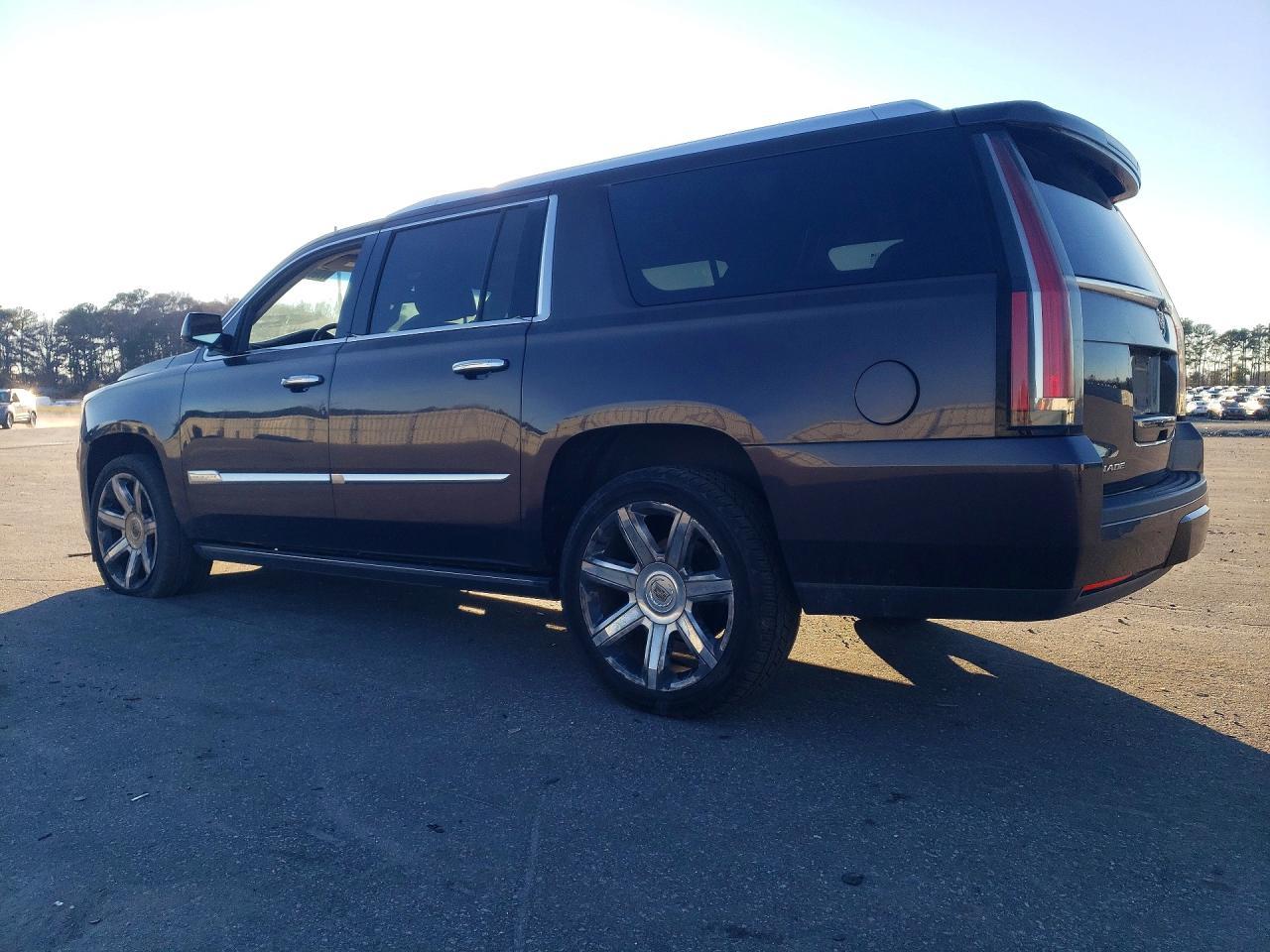 2015 Cadillac Escalade Esv Premium - zdjęcie 2