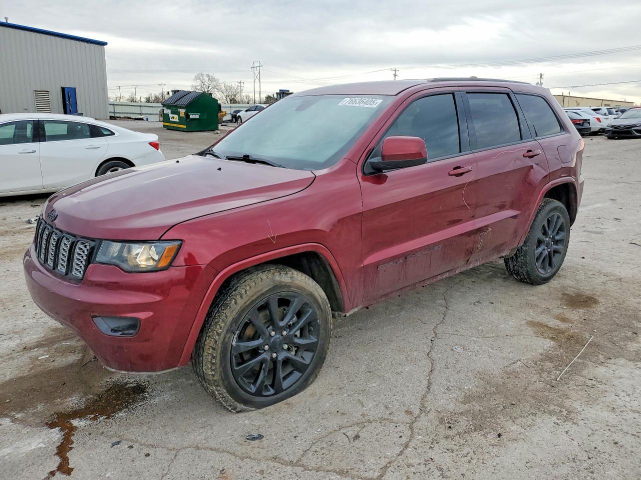 2018 Jeep Grand Cherokee Laredo - zdjęcie główne
