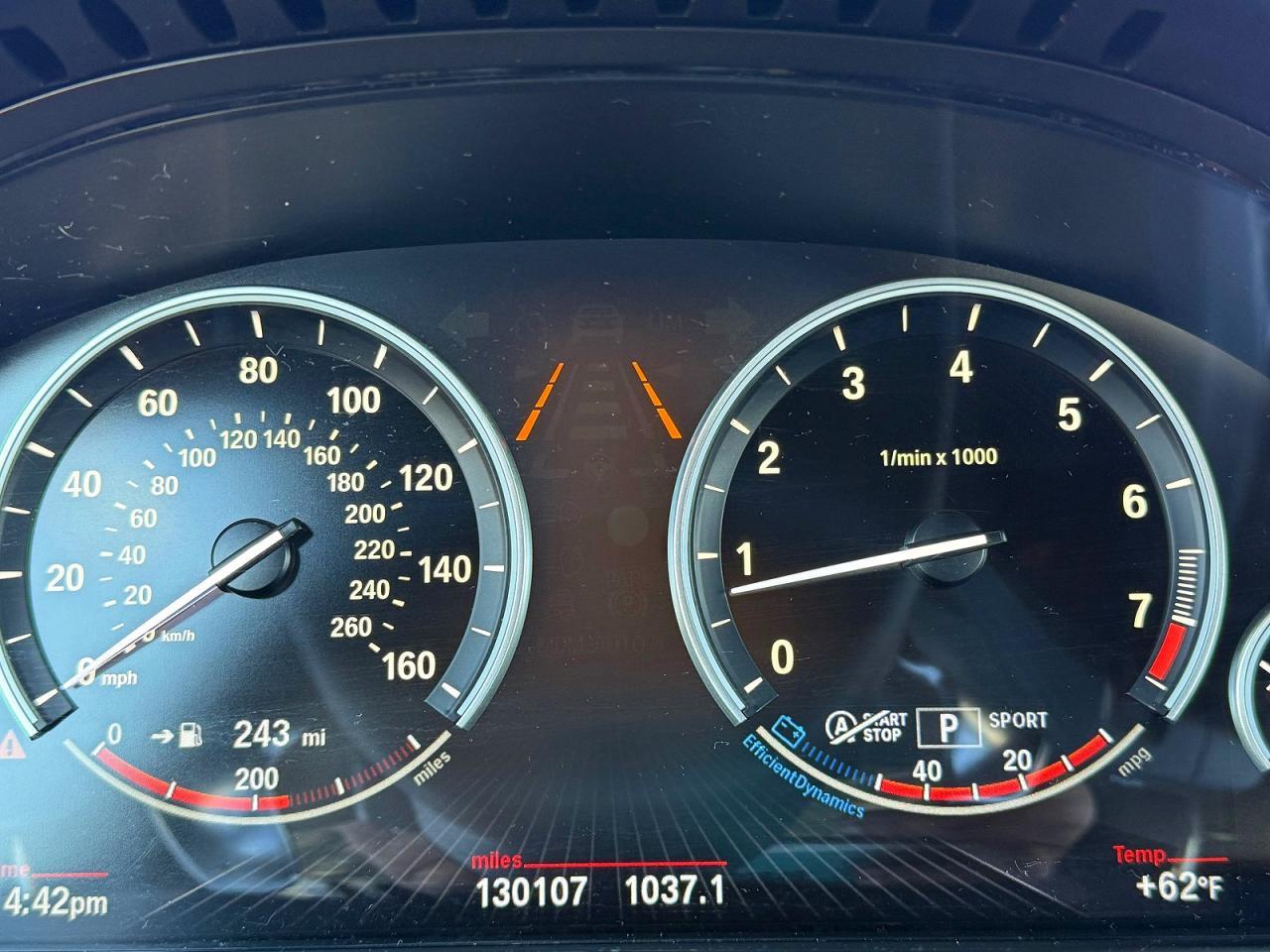 2014 BMW X5 xDrive50I - zdjęcie 8