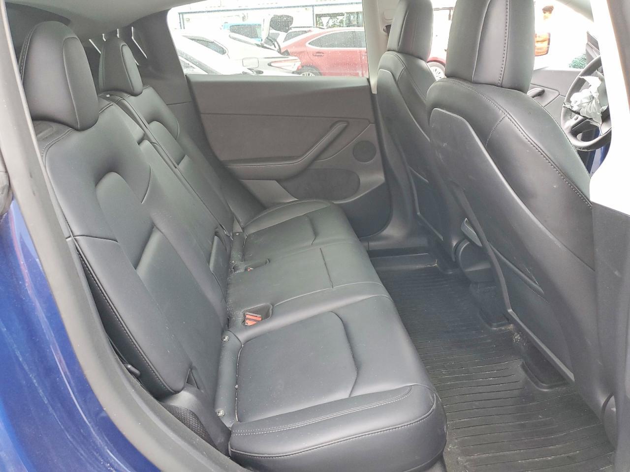 2022 Tesla Model Y - zdjęcie 10