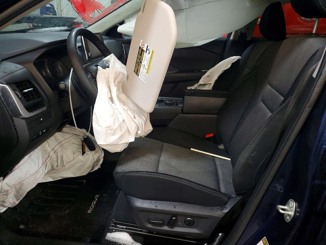 2025 Nissan Rogue Sv - zdjęcie 7