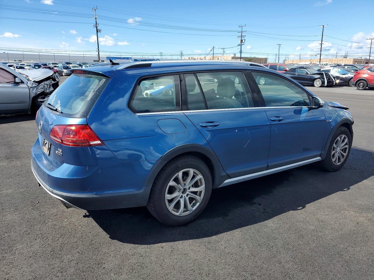 2017 Volkswagen Golf Alltrack S - zdjęcie 3