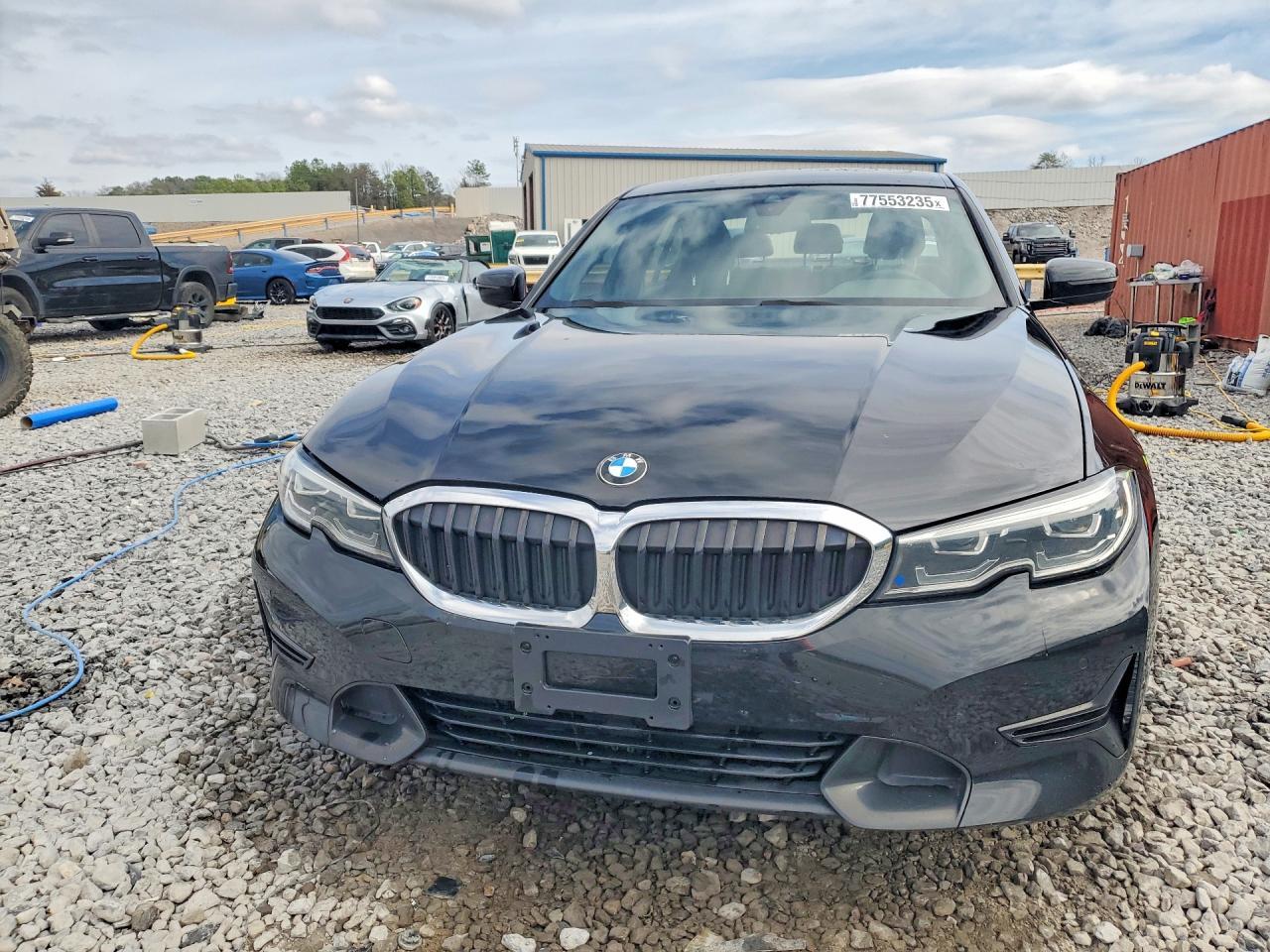 2020 BMW 330Xi - zdjęcie 5