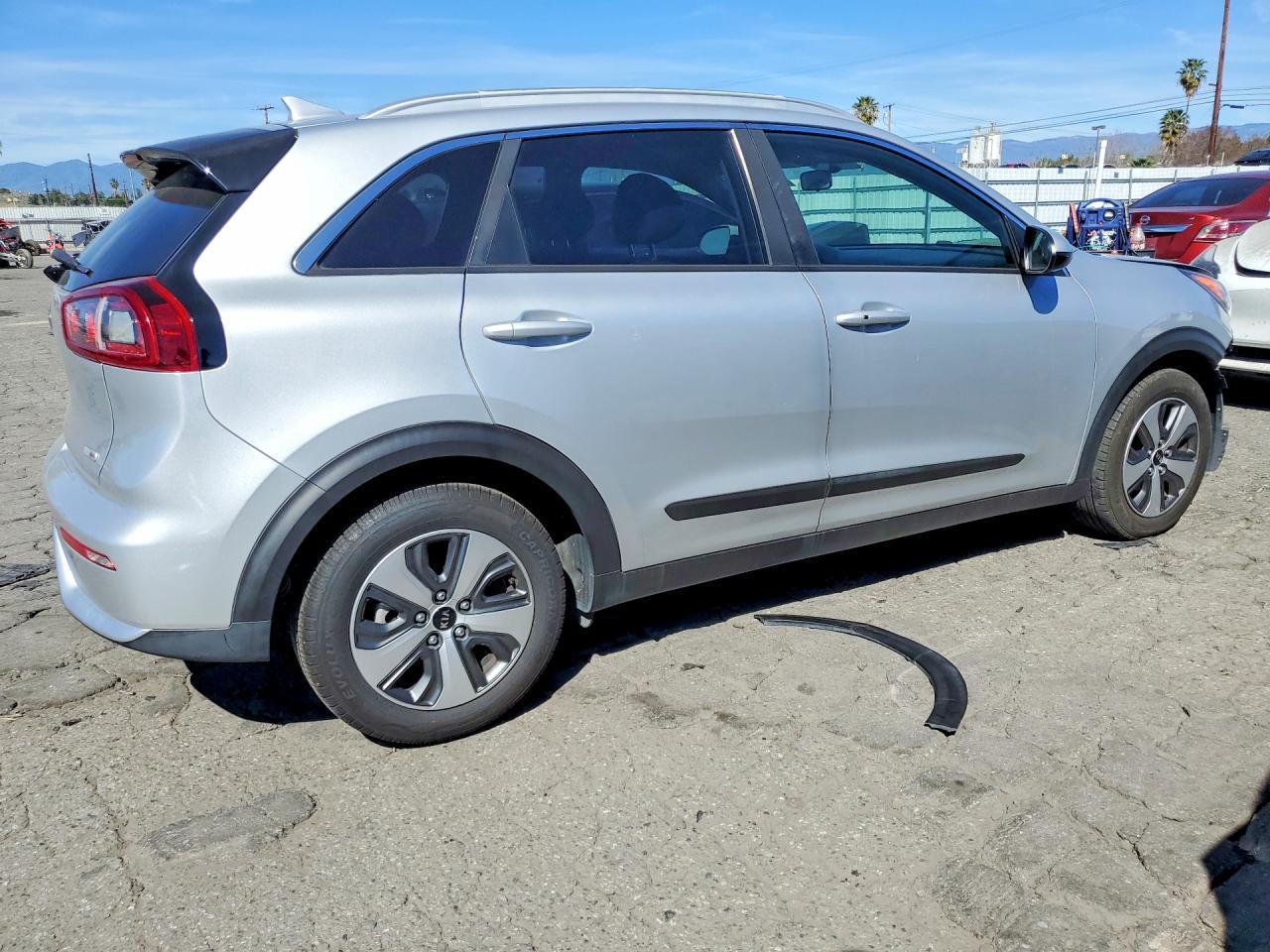 2019 Kia Niro Lx - zdjęcie 3