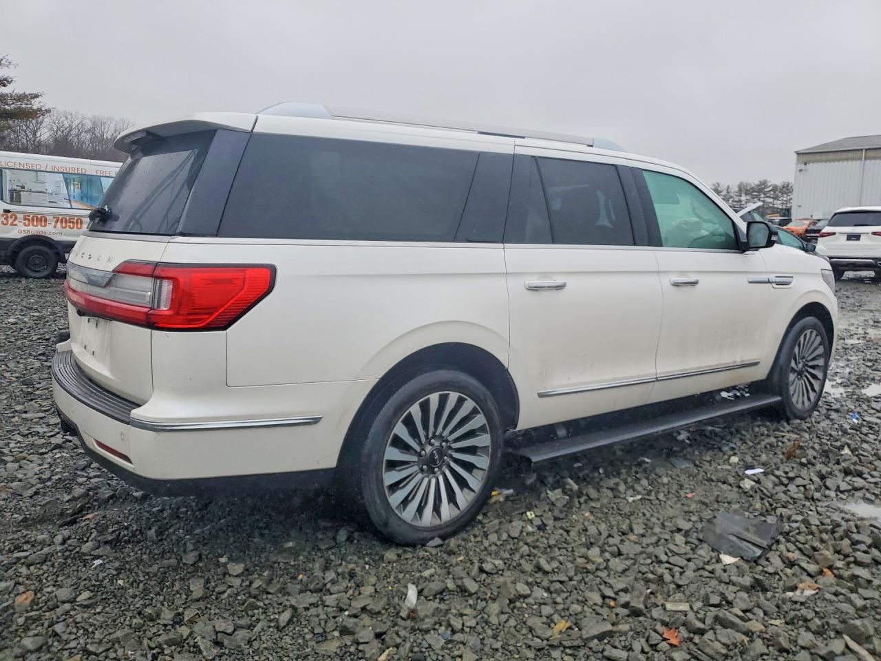 2018 Lincoln Navigator L Reserve - zdjęcie 3