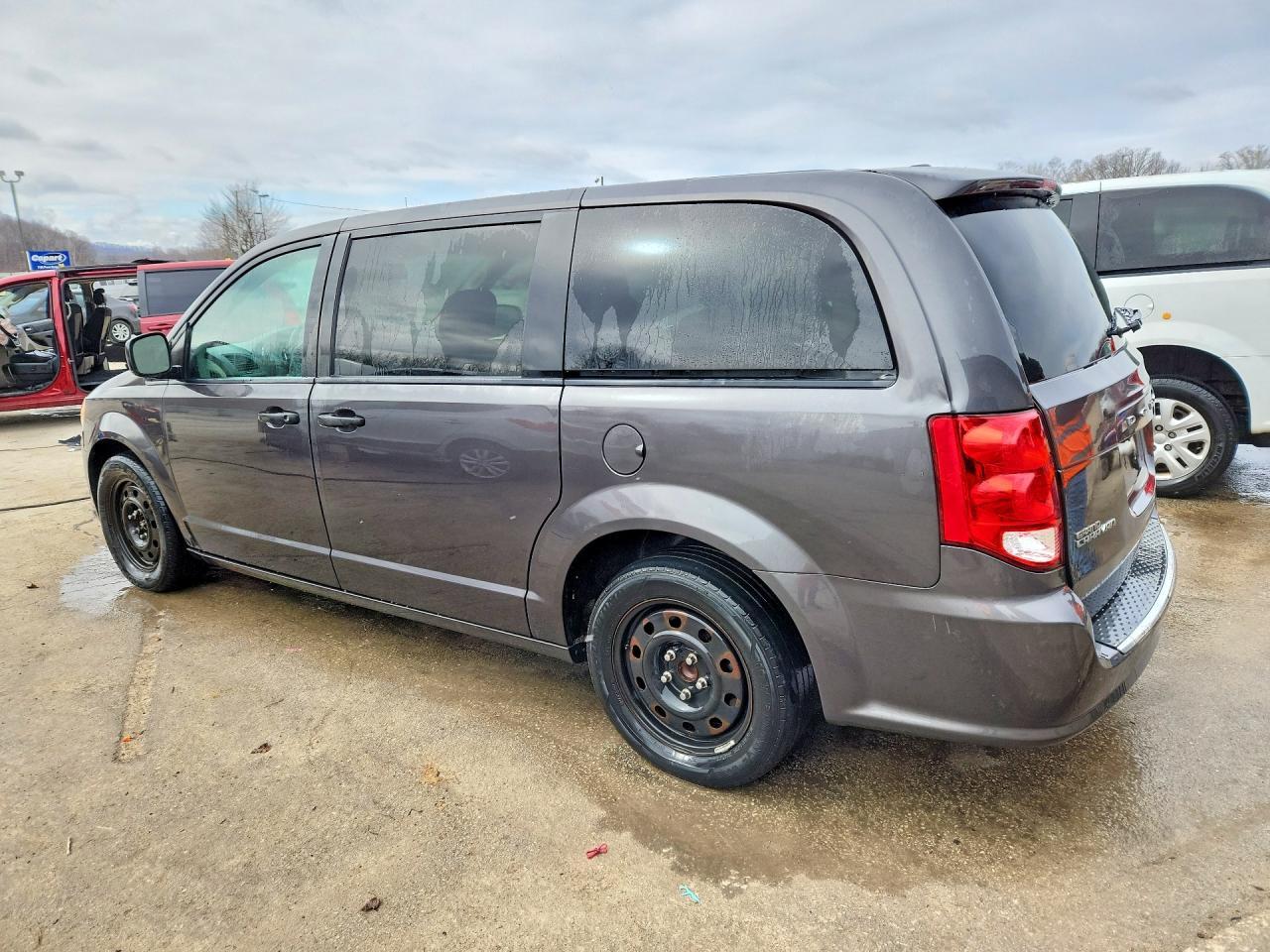 2019 Dodge Grand Caravan Se - zdjęcie 2